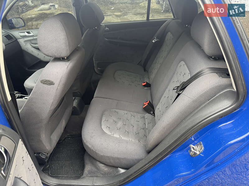 Универсал Skoda Fabia 2001 в Кременце