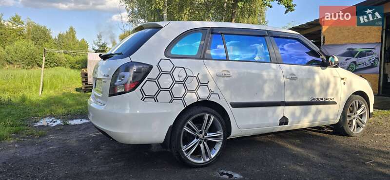 Універсал Skoda Fabia 2012 в Понінці фото 18 Універсал Skoda Fabia 2012 в Понінці