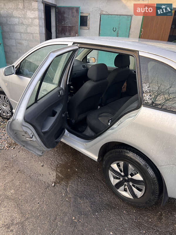 Универсал Skoda Fabia 2006 в Кропивницком фото 12 Универсал Skoda Fabia 2006 в Кропивницком