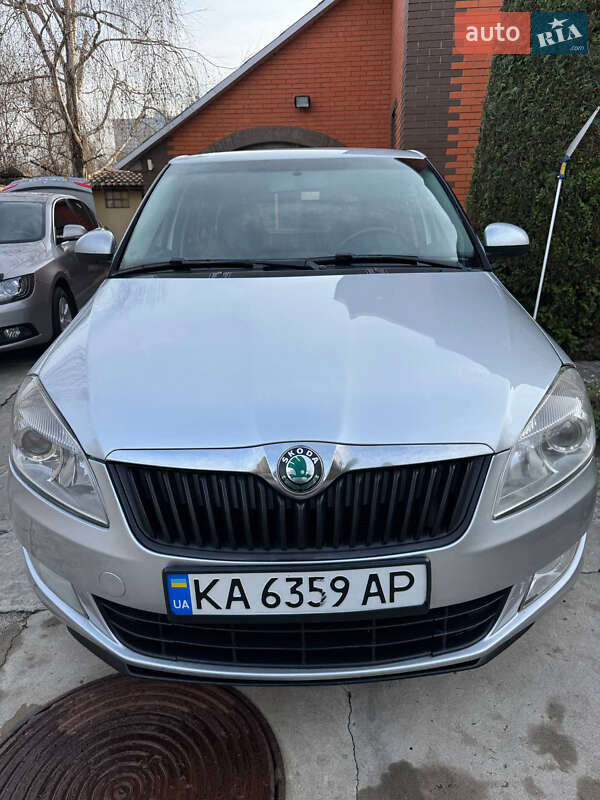 Універсал Skoda Fabia 2012 в Києві