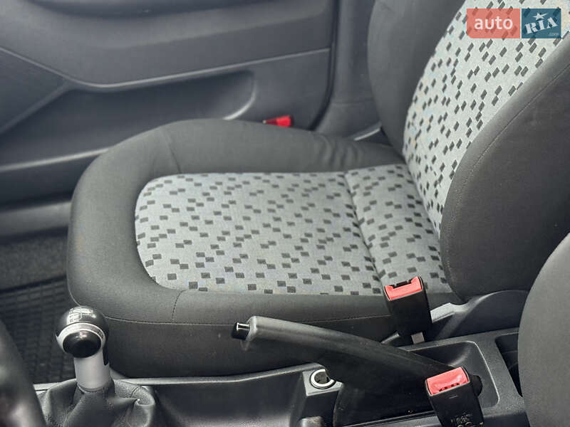 Универсал Skoda Fabia 2007 в Тернополе