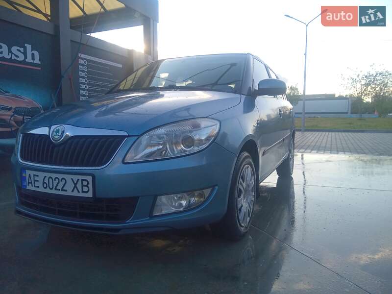 Универсал Skoda Fabia 2010 в Кривом Роге фото 2 Универсал Skoda Fabia 2010 в Кривом Роге