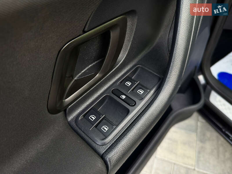 Хетчбек Skoda Fabia 2011 в Луцьку