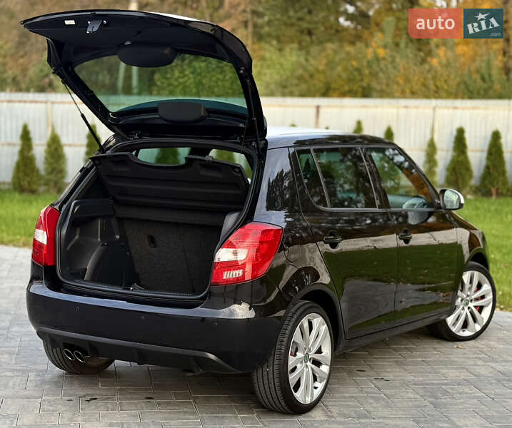 Хетчбек Skoda Fabia 2011 в Луцьку