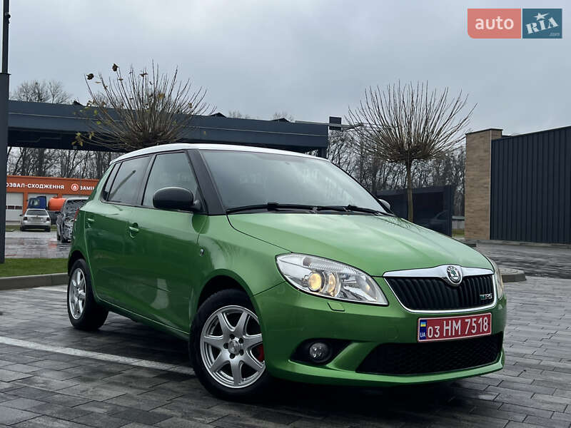 Хетчбек Skoda Fabia 2011 в Луцьку
