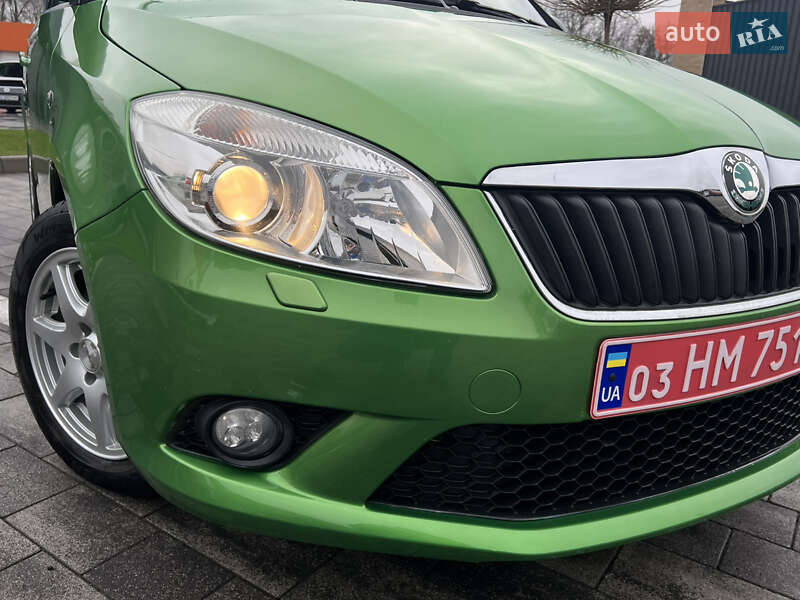 Хетчбек Skoda Fabia 2011 в Луцьку