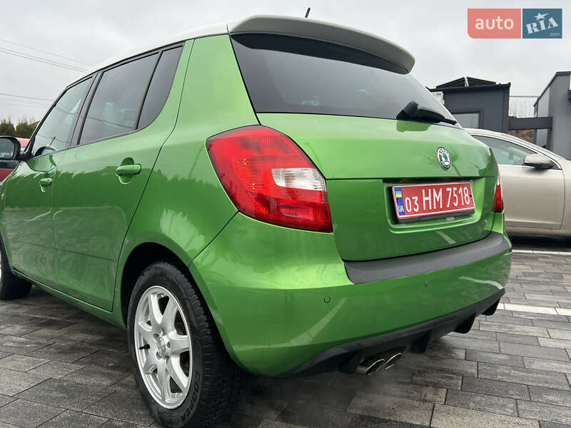 Хетчбек Skoda Fabia 2011 в Луцьку