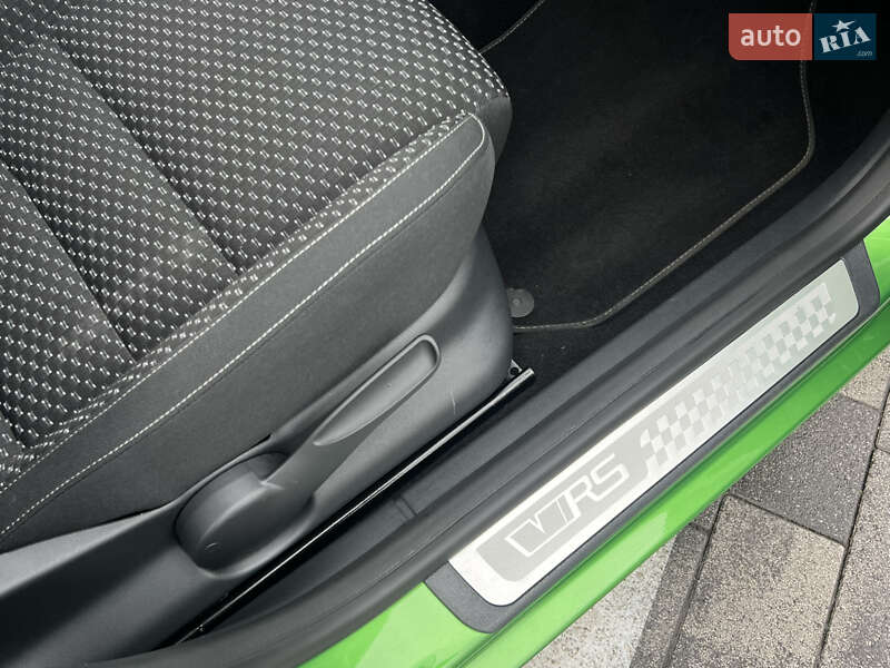 Хетчбек Skoda Fabia 2011 в Луцьку