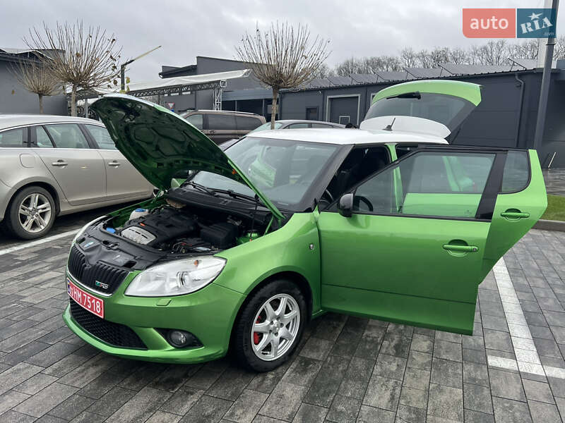 Хетчбек Skoda Fabia 2011 в Луцьку