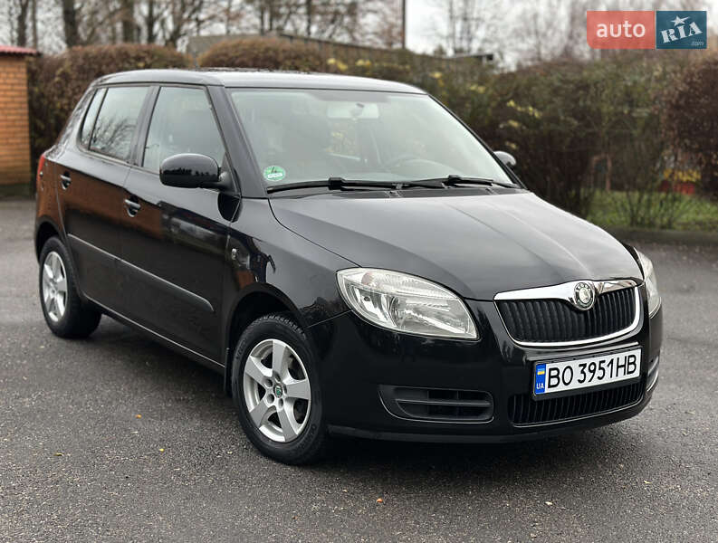 Хетчбек Skoda Fabia 2008 в Тернополі