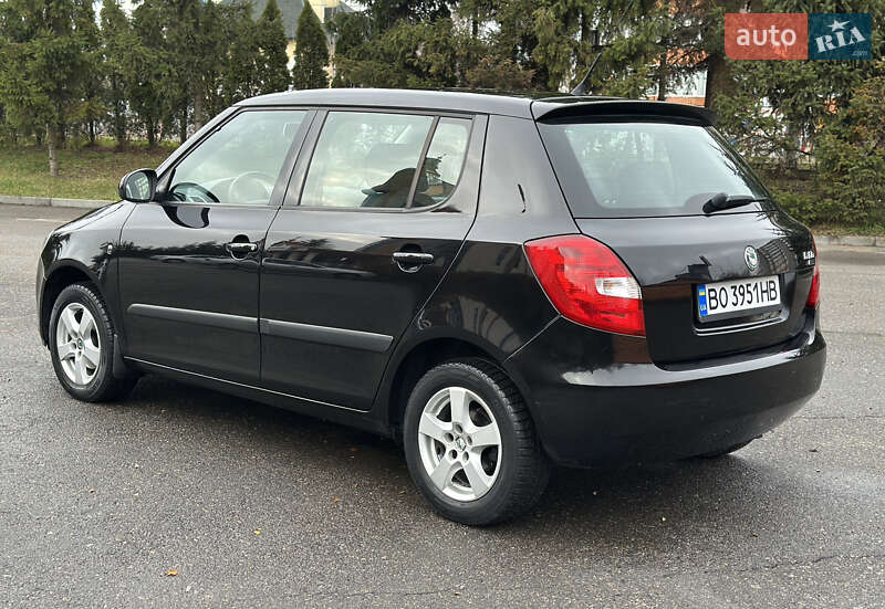 Хетчбек Skoda Fabia 2008 в Тернополі