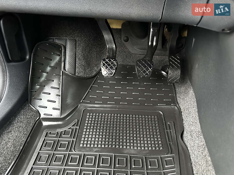 Хетчбек Skoda Fabia 2008 в Тернополі