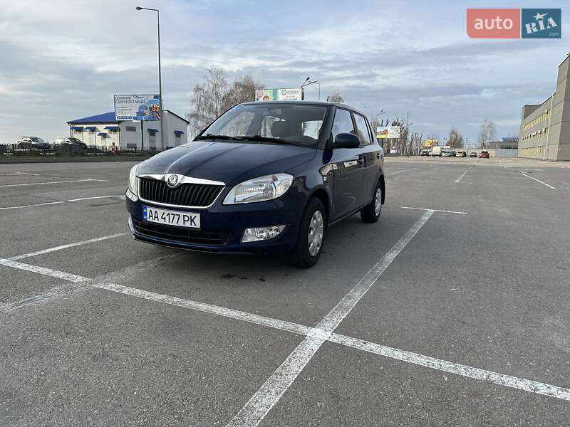 Хетчбек Skoda Fabia 2012 в Києві