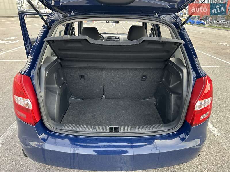 Хетчбек Skoda Fabia 2012 в Києві