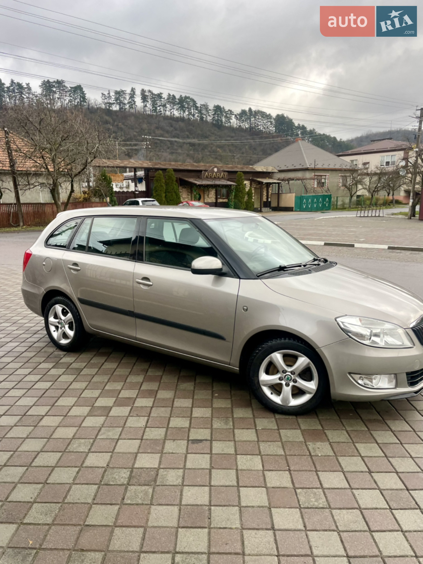 2012 Skoda Fabia - мініатюра 4