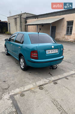 Седан Skoda Fabia 2002 в Тульчине