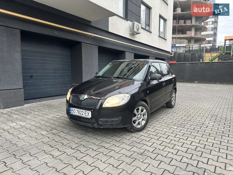 Хетчбек Skoda Fabia 2008 в Тернополі