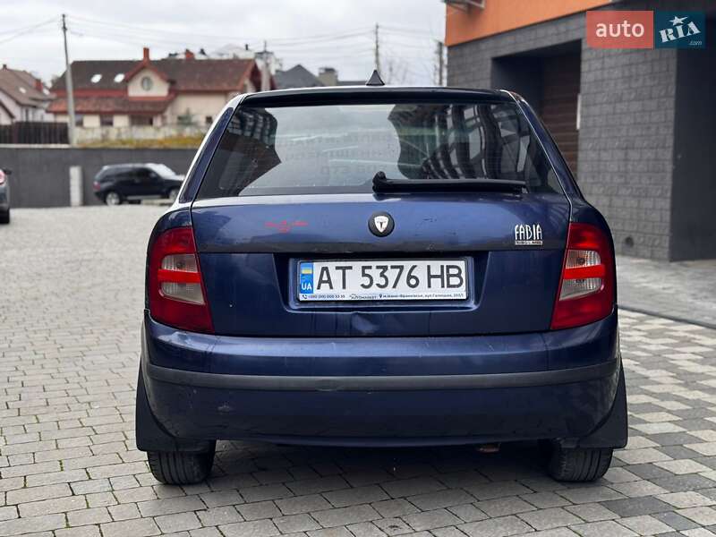 Хетчбек Skoda Fabia 2001 в Івано-Франківську
