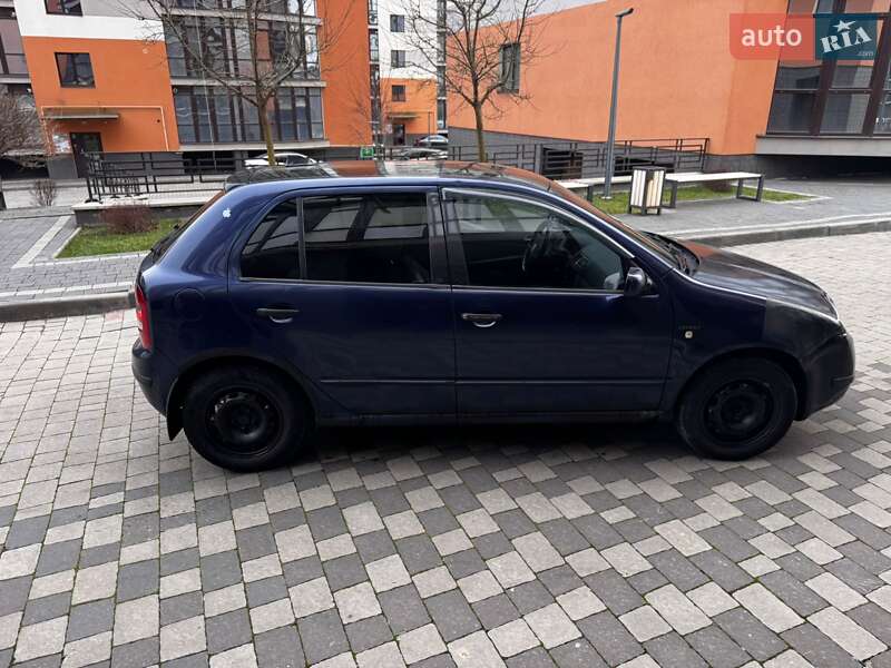 Хетчбек Skoda Fabia 2001 в Івано-Франківську