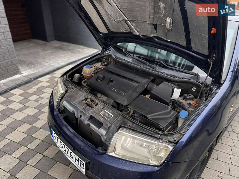 Хетчбек Skoda Fabia 2001 в Івано-Франківську