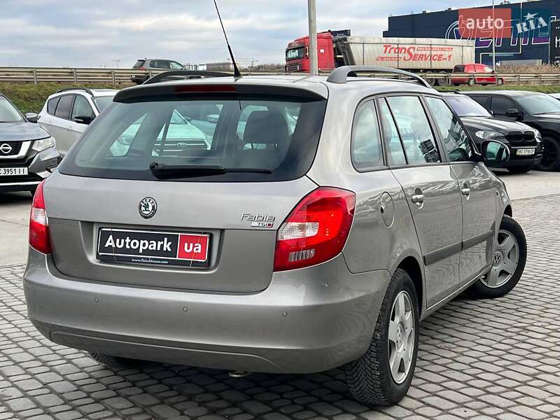 Універсал Skoda Fabia 2010 в Львові