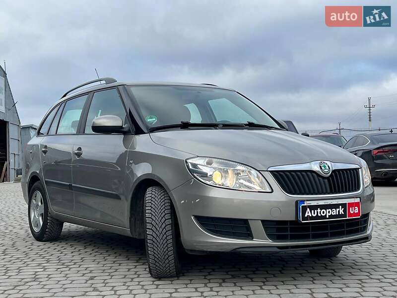 Універсал Skoda Fabia 2010 в Львові