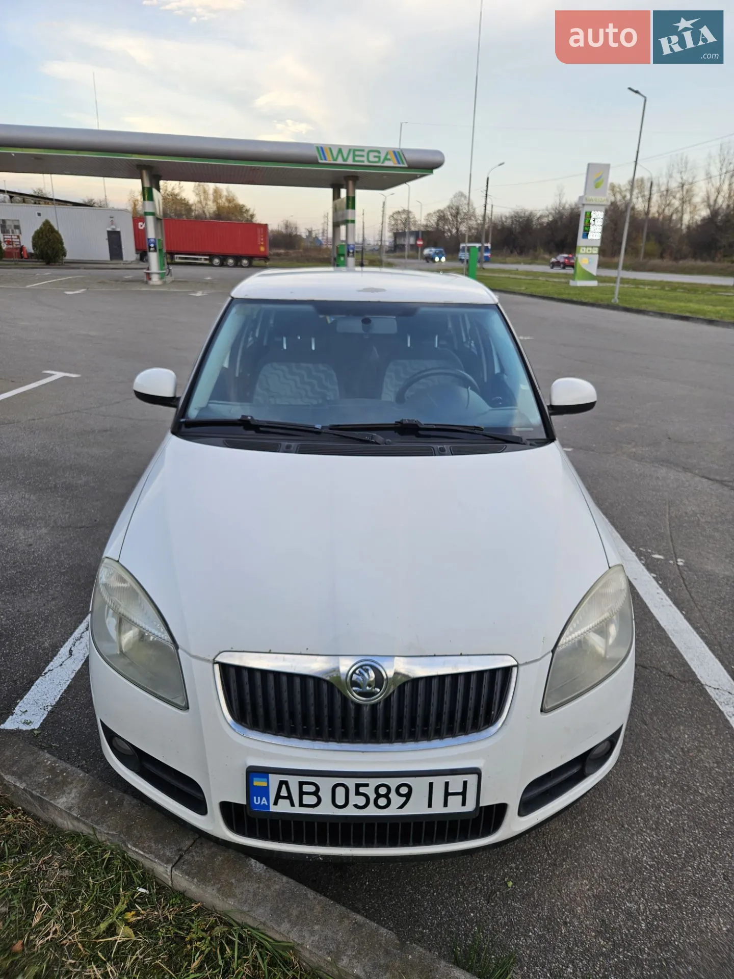 Skoda Fabia 2008 VIN TMBGC25J693117936 фото оголошення 4 з 11