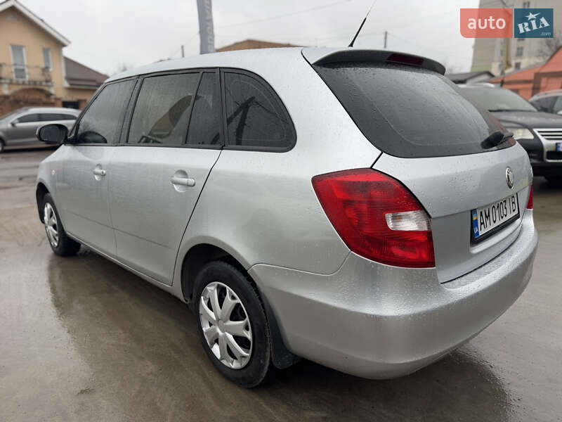 Універсал Skoda Fabia 2010 в Бердичеві