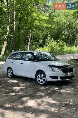 Универсал Skoda Fabia 2011 в Львове