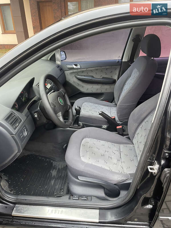 Універсал Skoda Fabia 2001 в Харкові