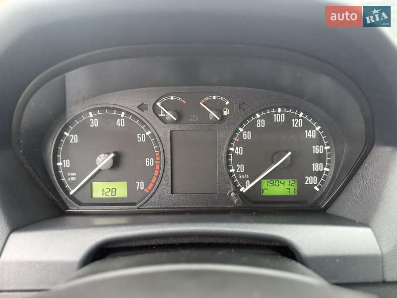 Універсал Skoda Fabia 2004 в Нововолинську