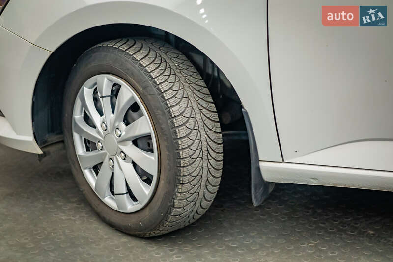 Хетчбек Skoda Fabia 2018 в Києві