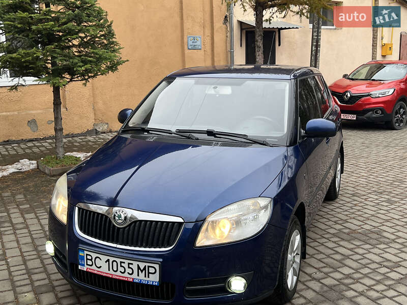 Хэтчбек Skoda Fabia 2007 в Львове