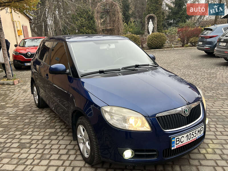 Хэтчбек Skoda Fabia 2007 в Львове