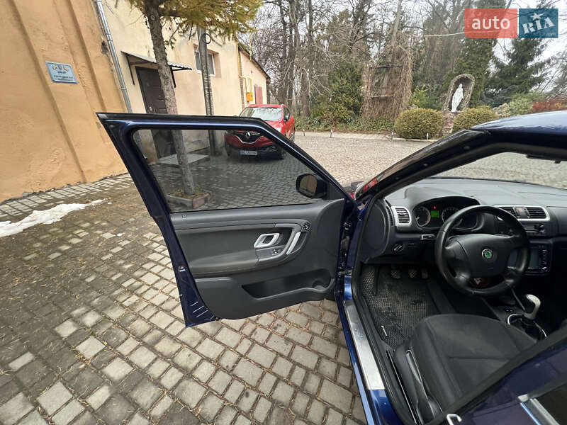 Хэтчбек Skoda Fabia 2007 в Львове