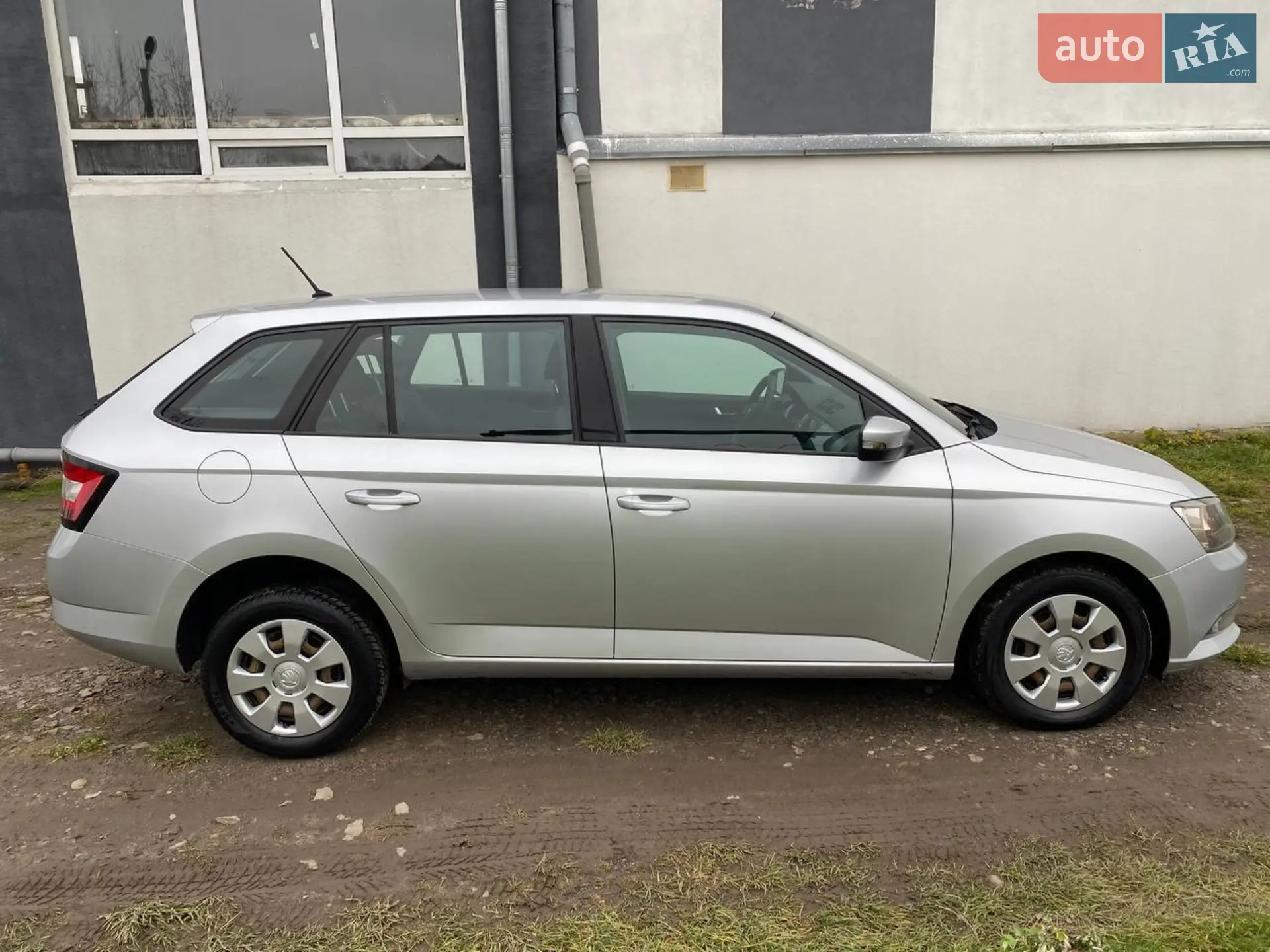 2016 Skoda Fabia - мініатюра 5