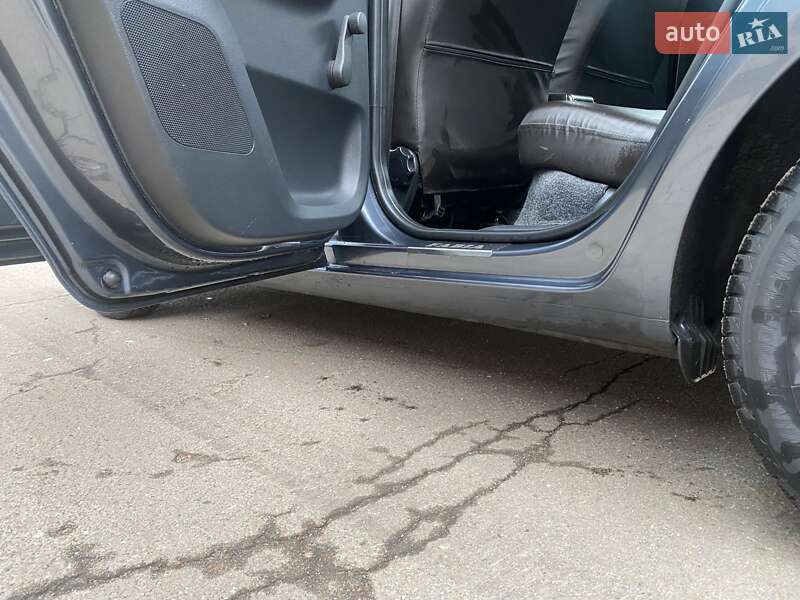 Универсал Skoda Fabia 2009 в Чернигове