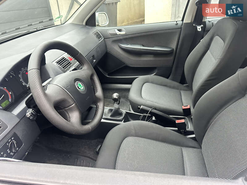 Хэтчбек Skoda Fabia 2006 в Ивано-Франковске