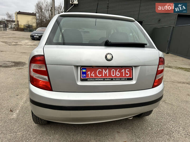 Хэтчбек Skoda Fabia 2006 в Ивано-Франковске