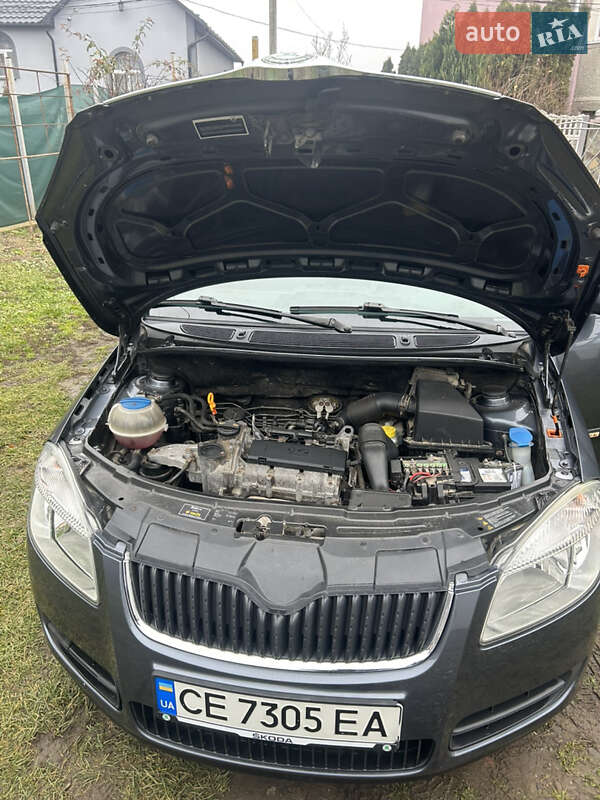 Хэтчбек Skoda Fabia 2009 в Черновцах
