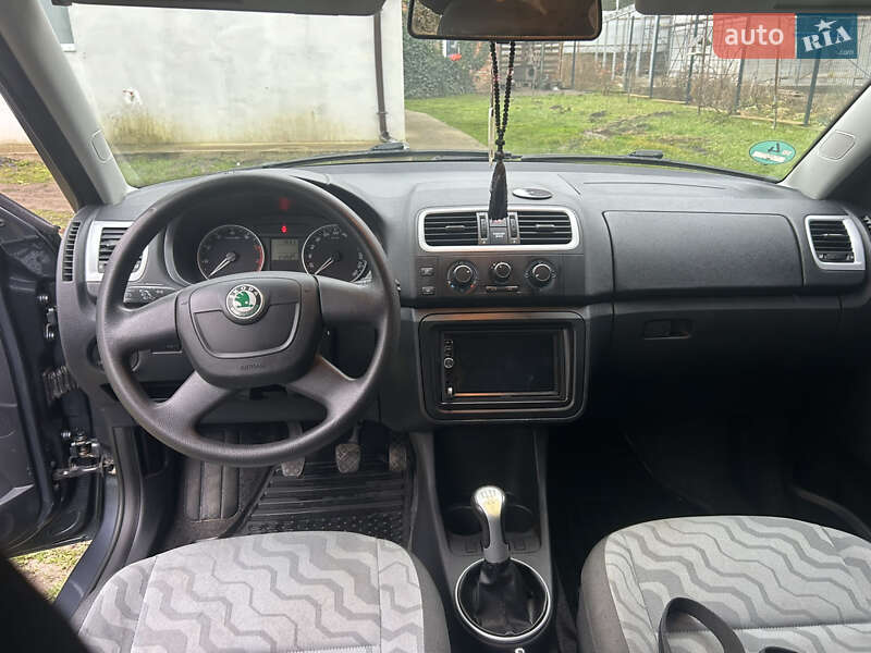 Хэтчбек Skoda Fabia 2009 в Черновцах