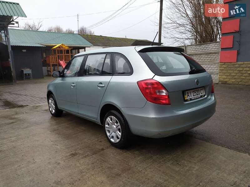 Универсал Skoda Fabia 2011 в Ставище