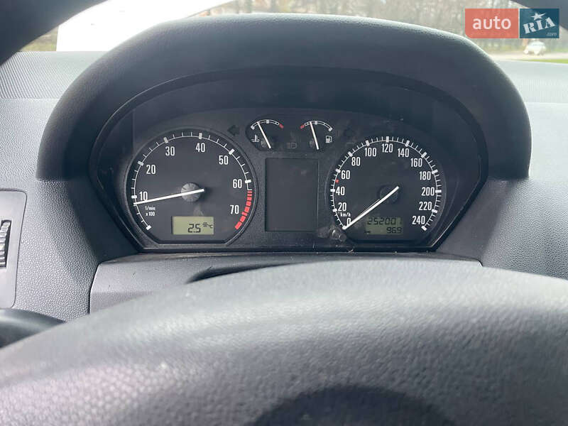 Універсал Skoda Fabia 2003 в Черкасах фото 11 Універсал Skoda Fabia 2003 в Черкасах