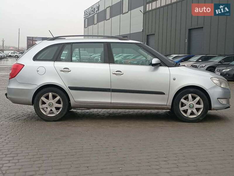 Універсал Skoda Fabia 2011 в Львові