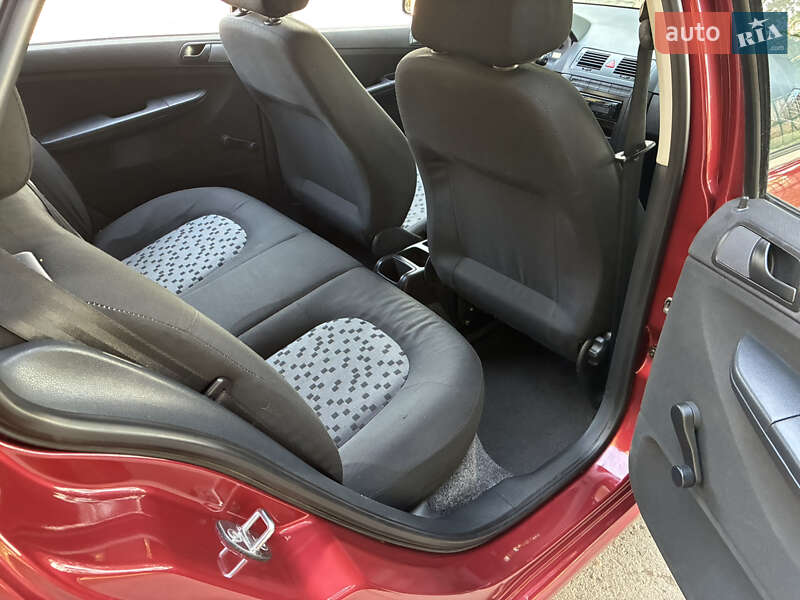 Хетчбек Skoda Fabia 2006 в Біляївці фото 6 Хетчбек Skoda Fabia 2006 в Біляївці