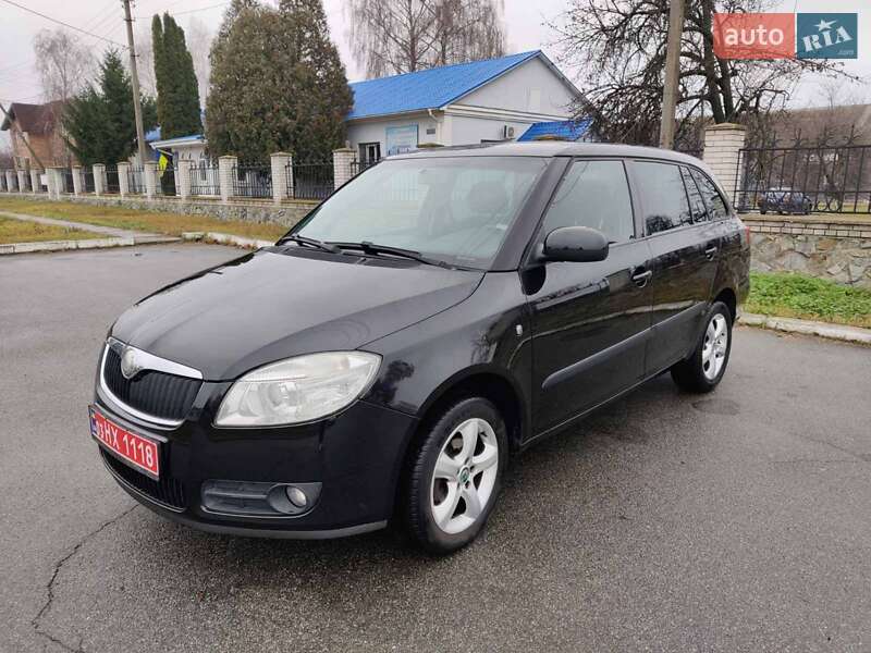 Универсал Skoda Fabia 2009 в Барышевке
