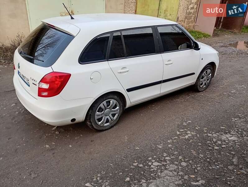 Универсал Skoda Fabia 2012 в Кривом Роге