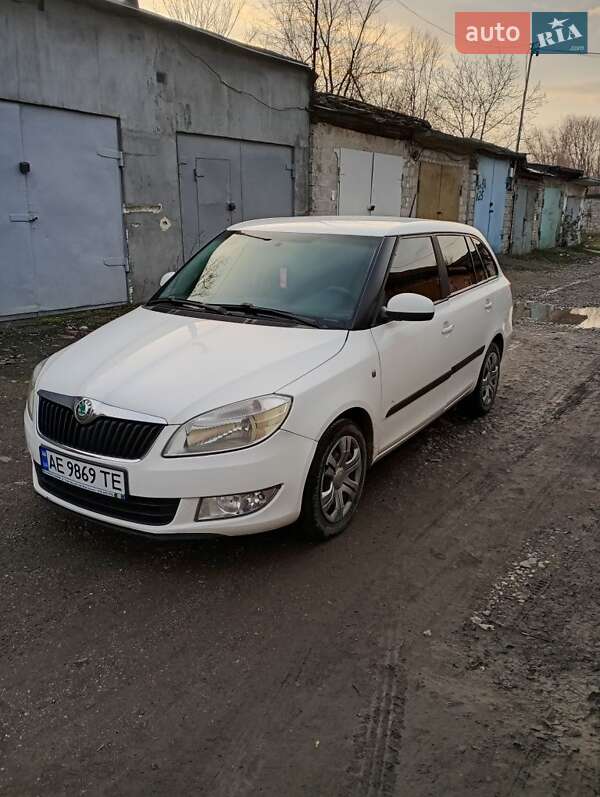 Универсал Skoda Fabia 2012 в Кривом Роге