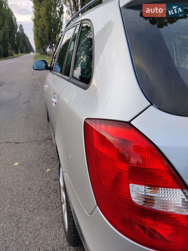 Універсал Skoda Fabia 2010 в Баришівка