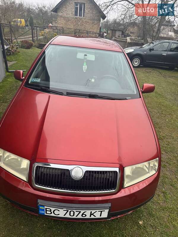 Седан Skoda Fabia 2002 в Золочеве